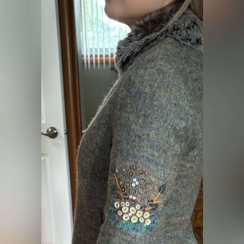 Green jacket - Picture 14 of 16